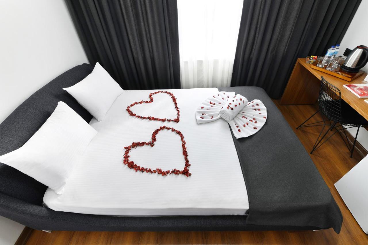 Nish Suites Atasehir Istanboel Buitenkant foto