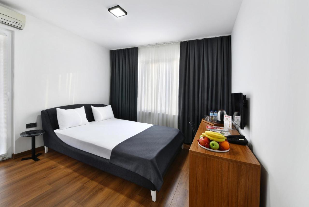 Nish Suites Atasehir Istanboel Buitenkant foto